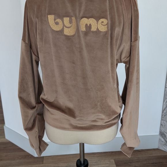 Women's top - Picture 3 of 10